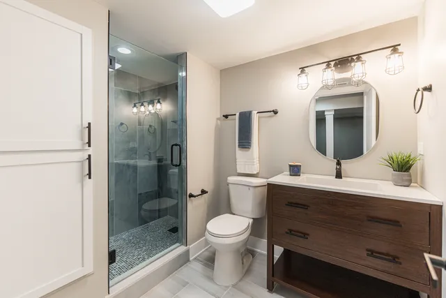 $689,000 | 147 West North Avenue, Lombard, IL 60148