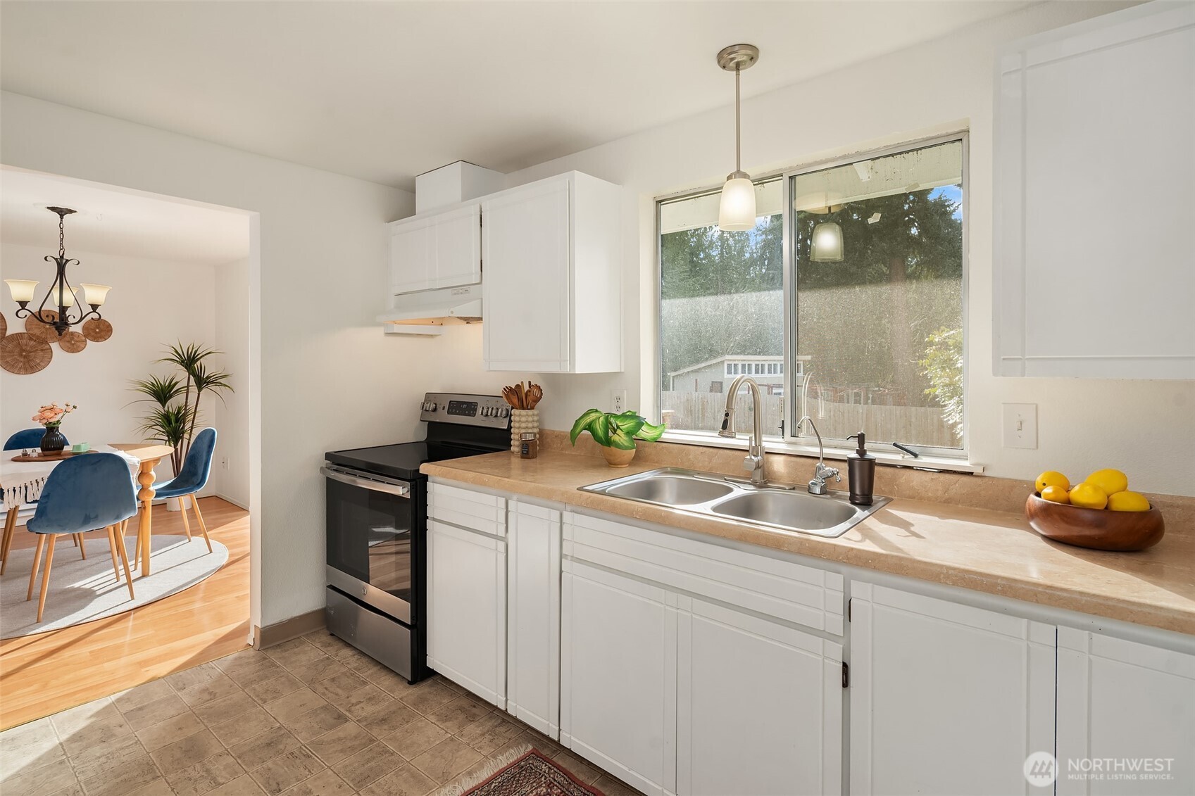 10743 Southwest Cowan Road Vashon, WA 98070 - Photo 11 of 29