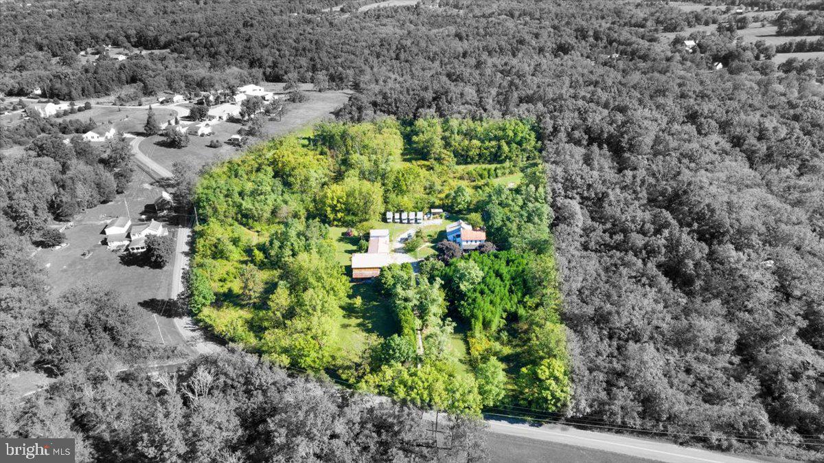 400 South Winding Road Dover, PA 17315 - Photo 13 of 73 Gallery Image 13
