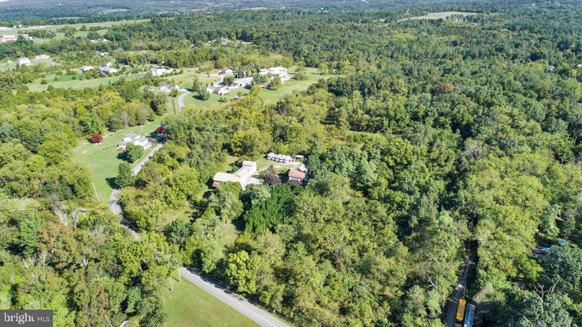 400 South Winding Road Dover, PA 17315 - Photo 14 of 73 Gallery Image 14