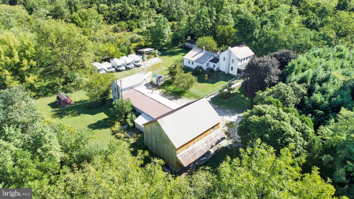 400 South Winding Road Dover, PA 17315 - Photo 17 of 73 Gallery Image 17