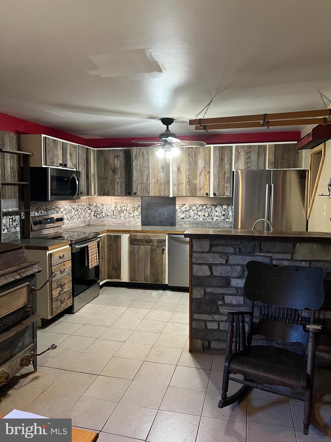 400 South Winding Road Dover, PA 17315 - Photo 24 of 73 Gallery Image 24