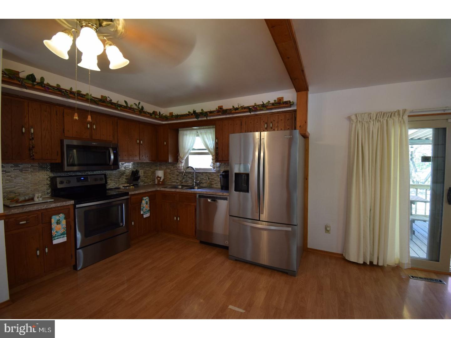 4835 Farming Ridge Boulevard Reading, PA 19606 - Photo 11 of 24 Gallery Image 11