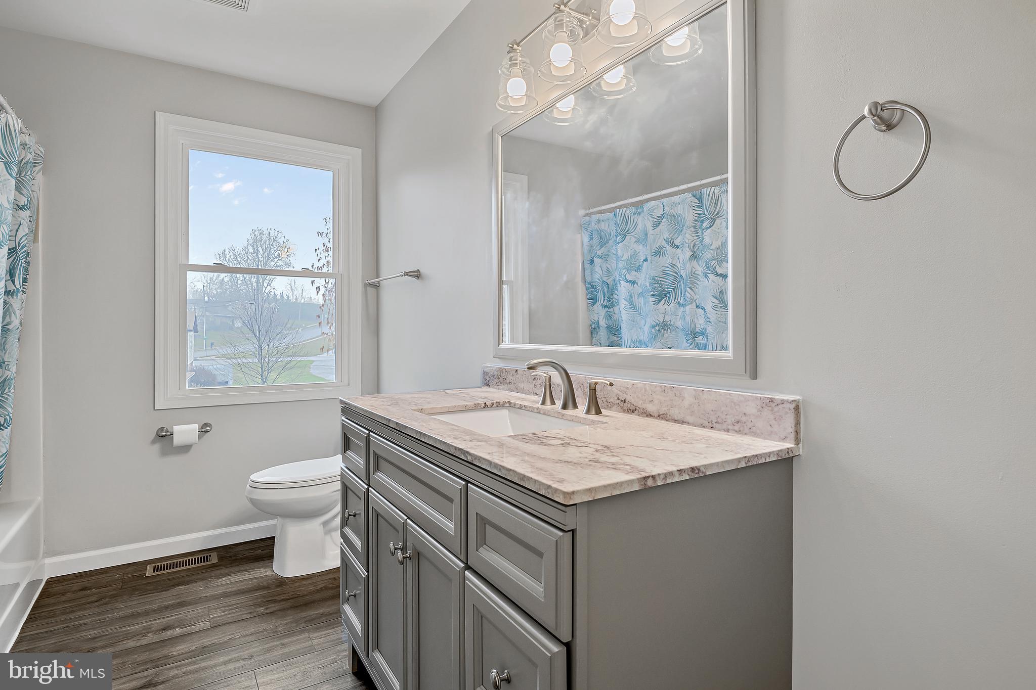 1705 Sapphire Road York, PA 17408 - Photo 17 of 33 Gallery Image 17