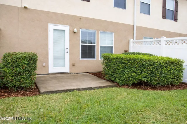 $1,795 | 845 Black Cherry Drive South, St. Johns, FL 32259