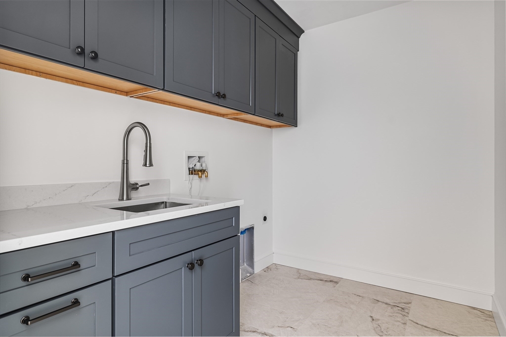 20 Common Court, Unit 20 Lexington, MA 02421 - Photo 16 of 22