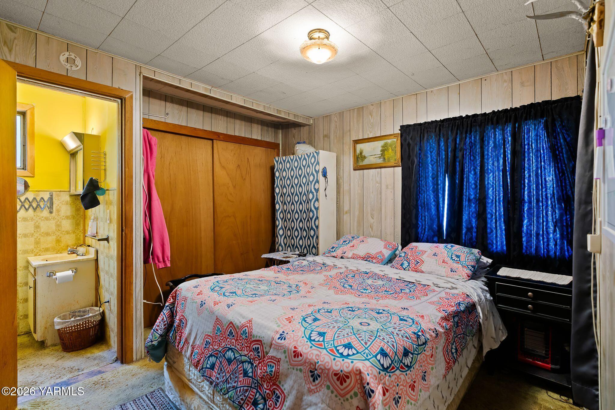 1540 South Naches Road Yakima, WA 98908 - Photo 26 of 35 Primary Suite