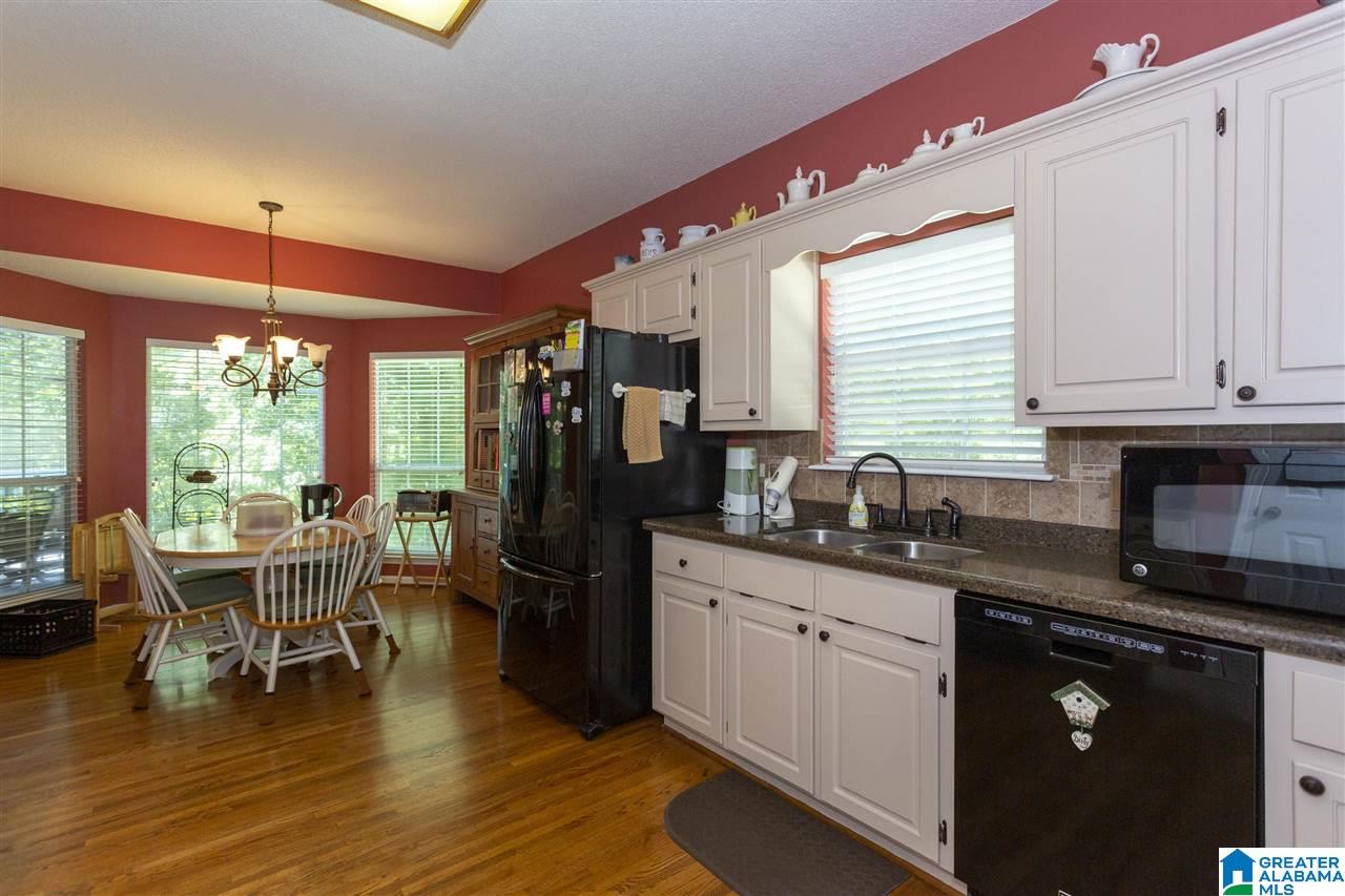 504 Grove Hill Trail Alabaster, AL 35007 - Photo 6 of 34
