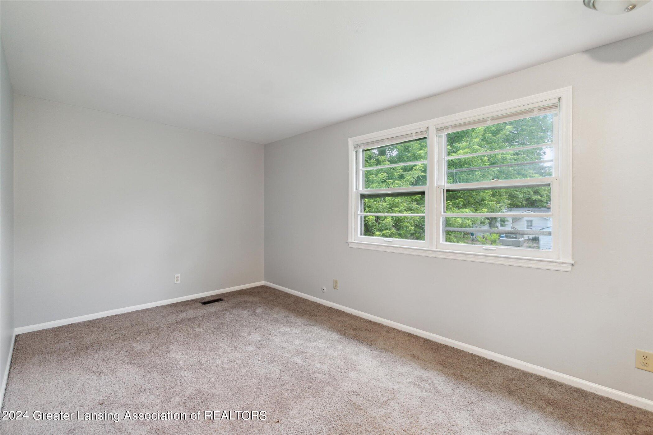 1659-1661 Haslett Road East Lansing, MI 48823 - Photo 26 of 38 23-1659-Haslett-Rd-East-Lansing-MI-48823