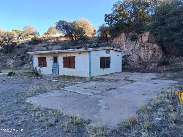 $68,000 | 1589 Highway 80, Bisbee, AZ 85603