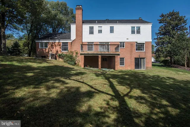 $4,600 | 9601 Persimmon Tree Road, Potomac, MD 20854