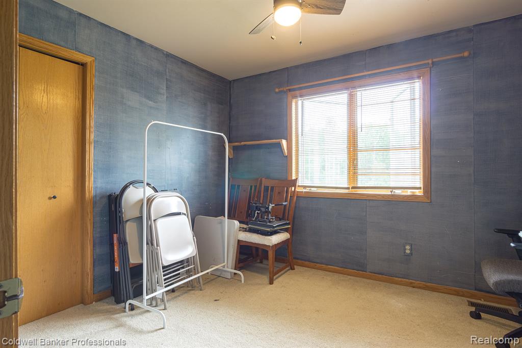 382 Angle Road Lapeer, MI 48446 - Photo 40 of 61