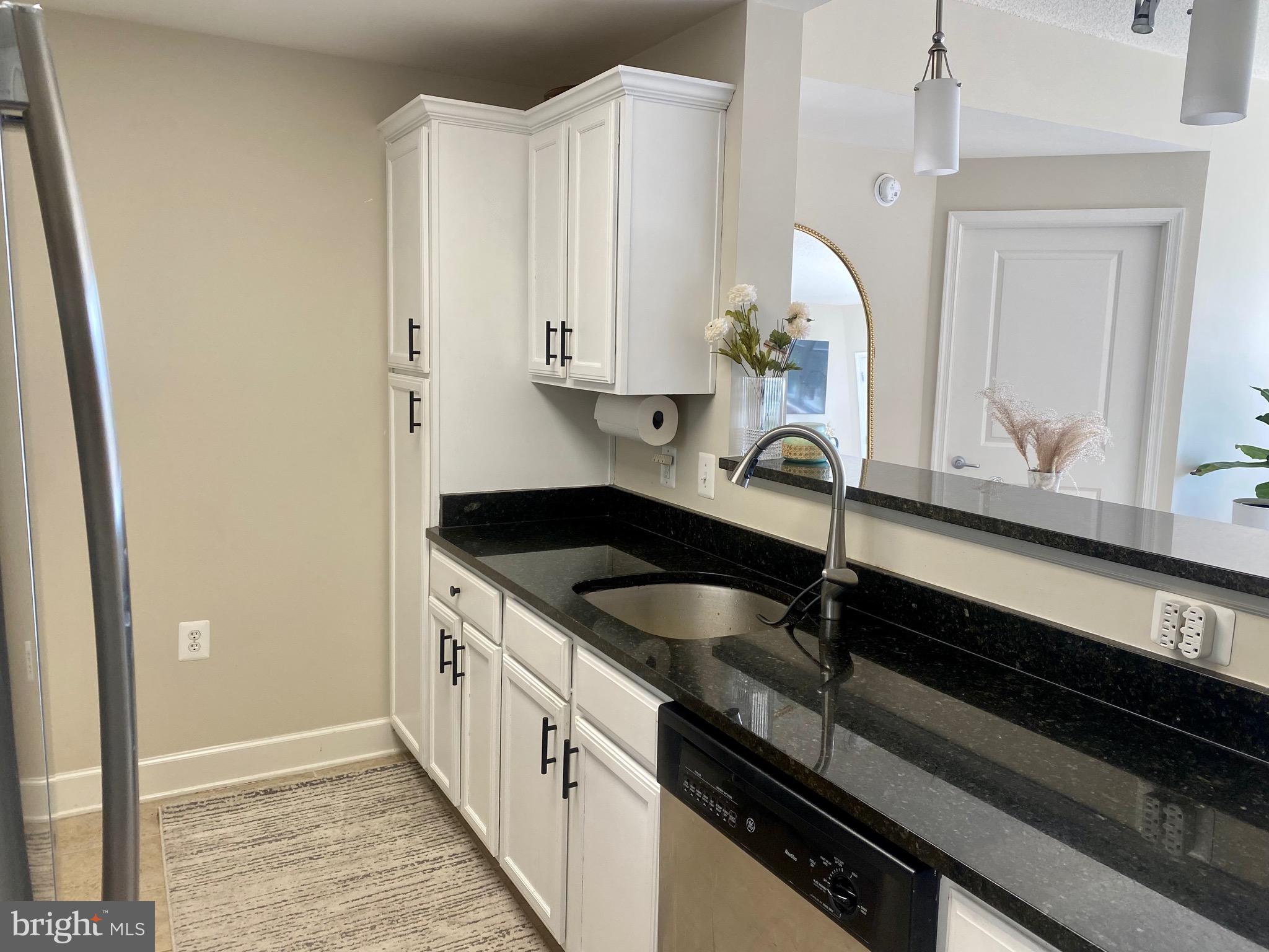 11800 Sunset Hills Road, Unit 1211 Reston, VA 20190 - Photo 24 of 37 Gallery Image 24