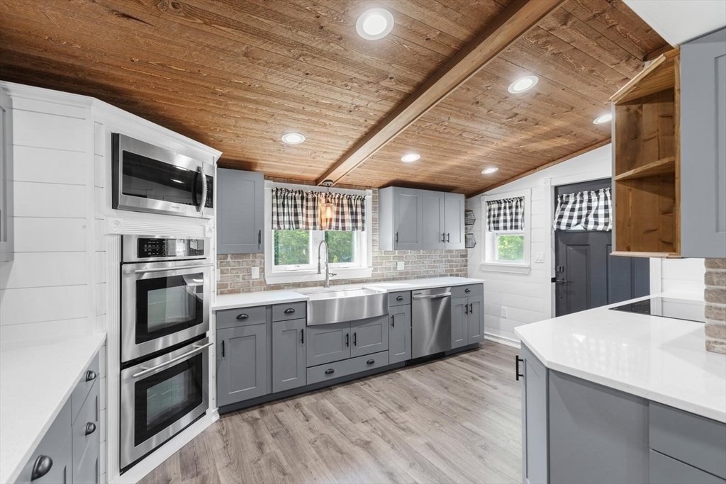 53 Longhill Road Lynn, MA 01904 - Photo 6 of 33