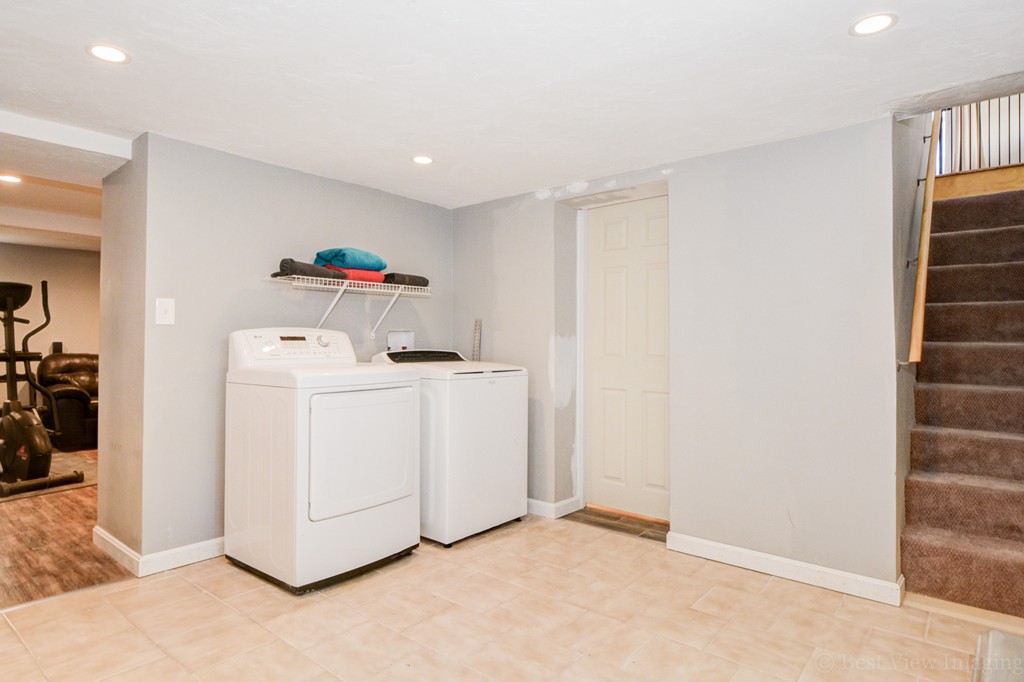 854 Boston Road Billerica, MA 01821 - Photo 22 of 30 a utility room with dryer and washer