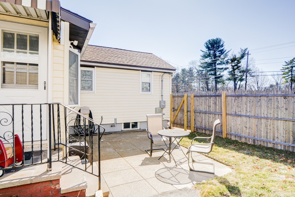 854 Boston Road Billerica, MA 01821 - Photo 28 of 30 a view of a chairs with a table and chair in patio