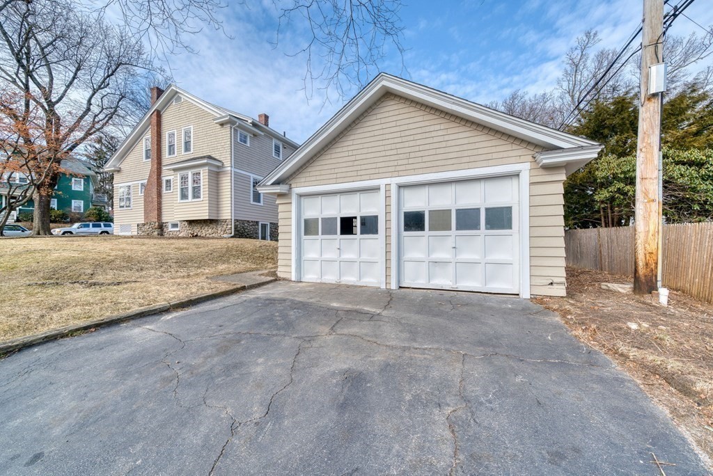 83 Bay State Road Worcester, MA 01606 - Photo 39 of 42