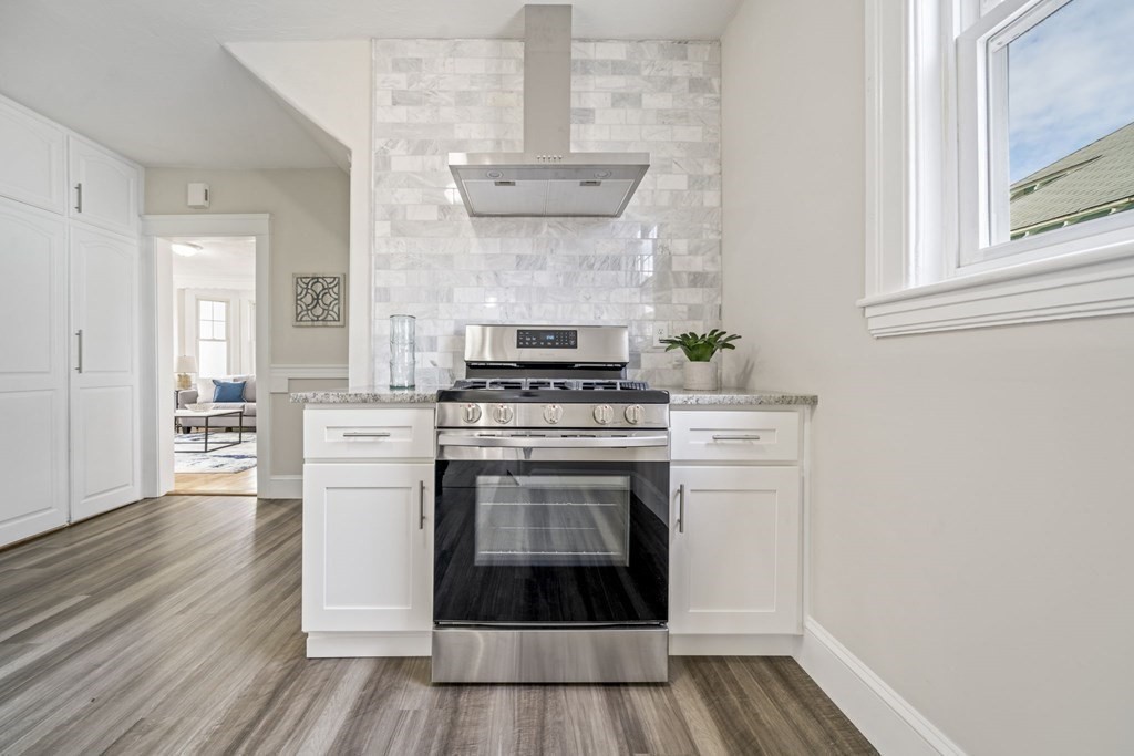 83 Bay State Road Worcester, MA 01606 - Photo 8 of 42