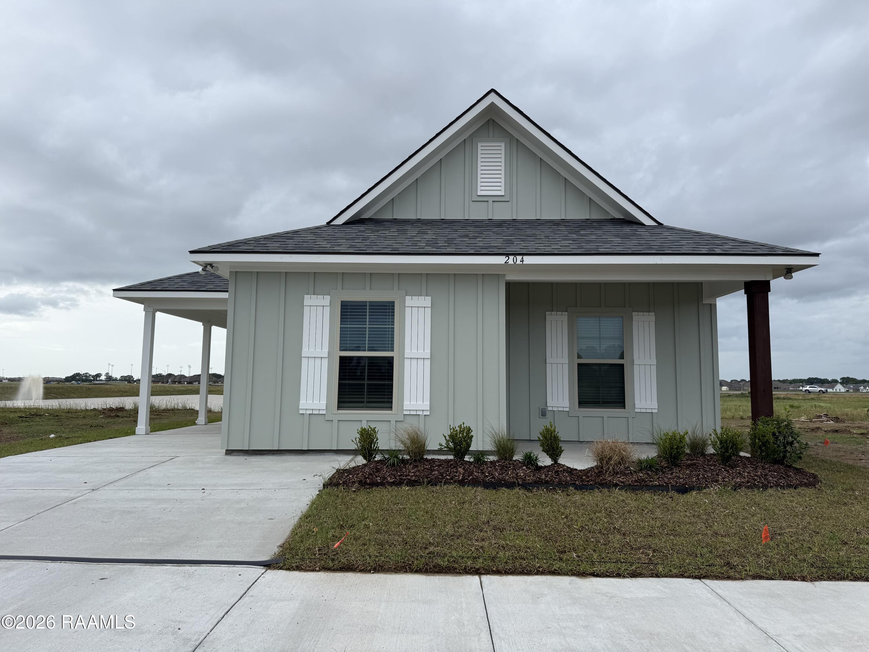 204 Willowbend Way Youngsville, LA 70592 - Photo 1 of 10 IMG_8020
