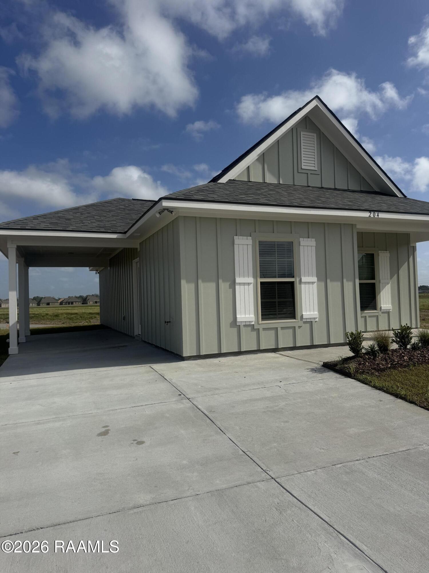 204 Willowbend Way Youngsville, LA 70592 - Photo 2 of 10 IMG_0856