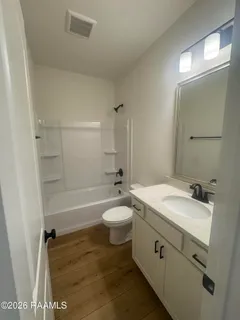 $213,999 | 204 Willowbend Way, Youngsville, LA 70592