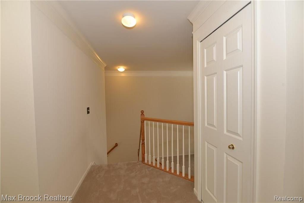 2407 Jackson Drive Rochester Hills, MI 48309 - Photo 27 of 56