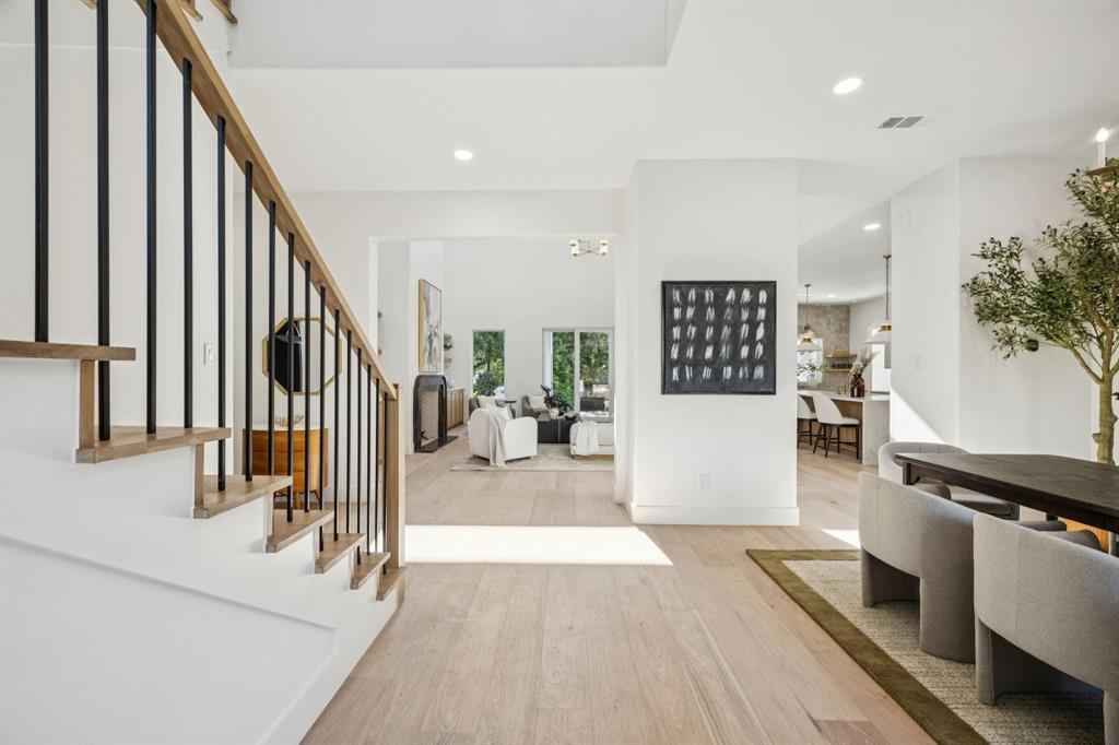 3124 Sperry Street Dallas, TX 75214 - Photo 3 of 32