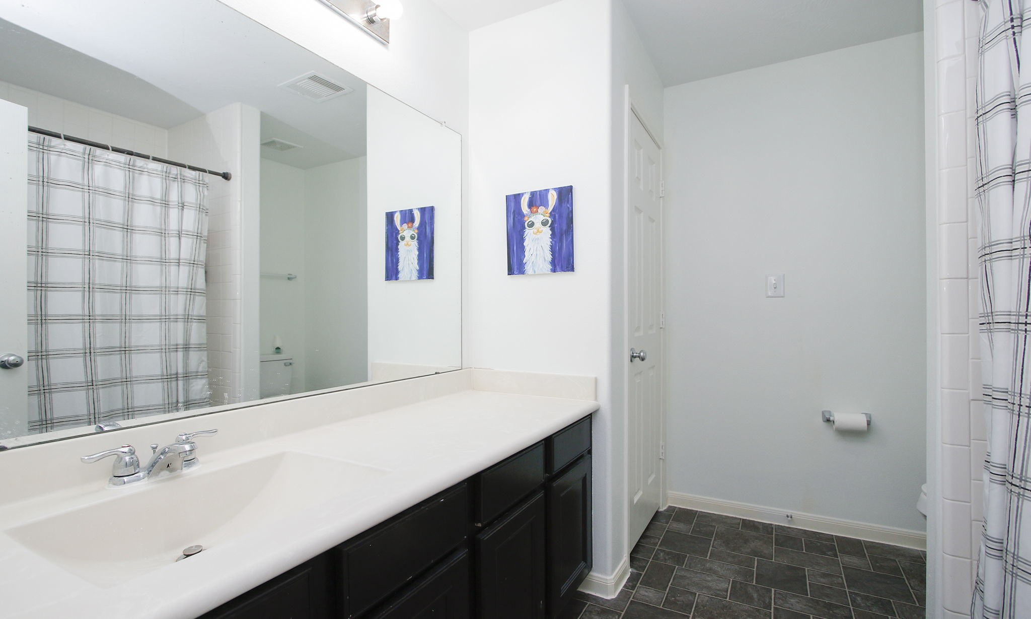 10516 Primo Place Spring, TX 77379 - Photo 19 of 34 Primary private bath with shower/tub combo