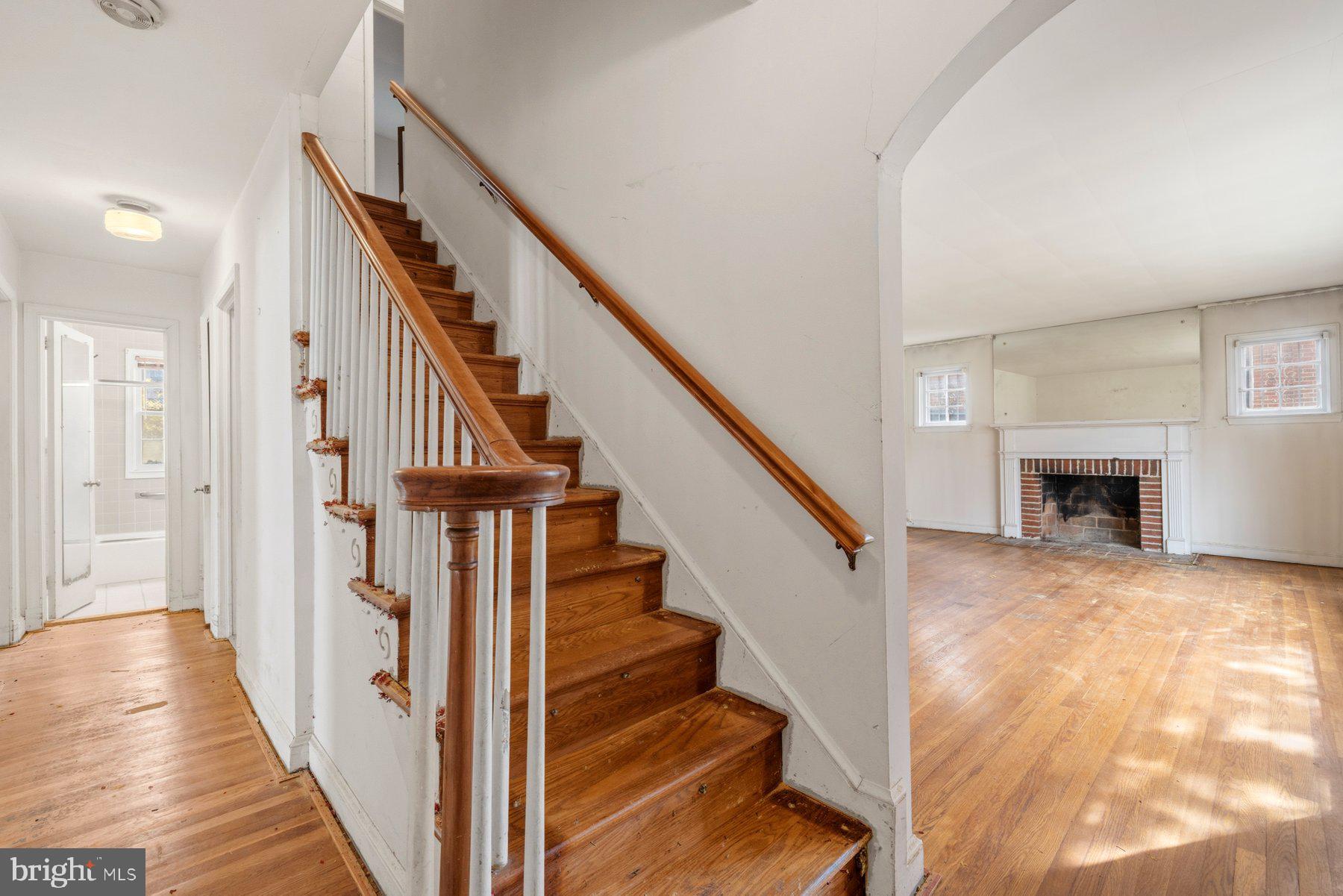 1327 Leegate Road Northwest Washington, DC 20012 - Photo 12 of 38