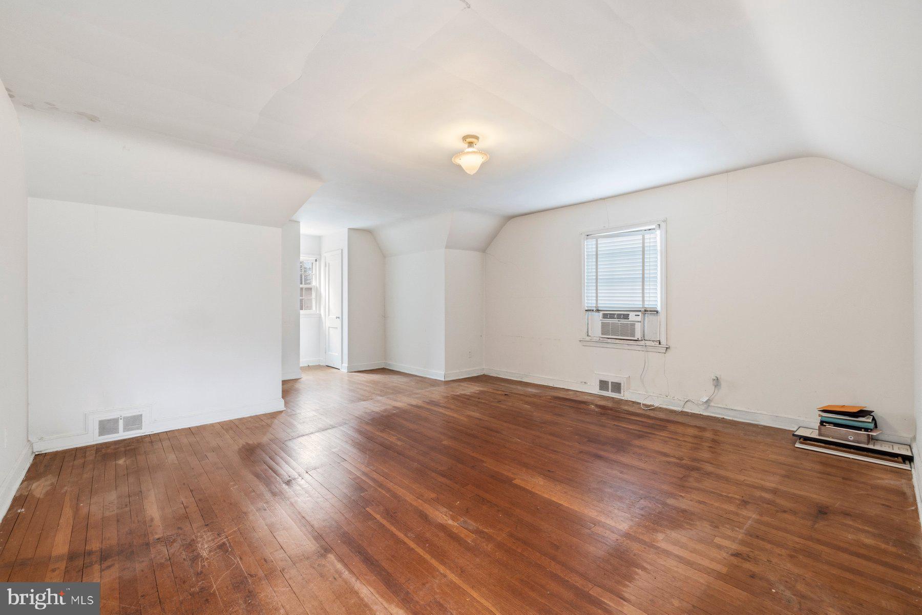 1327 Leegate Road Northwest Washington, DC 20012 - Photo 22 of 38