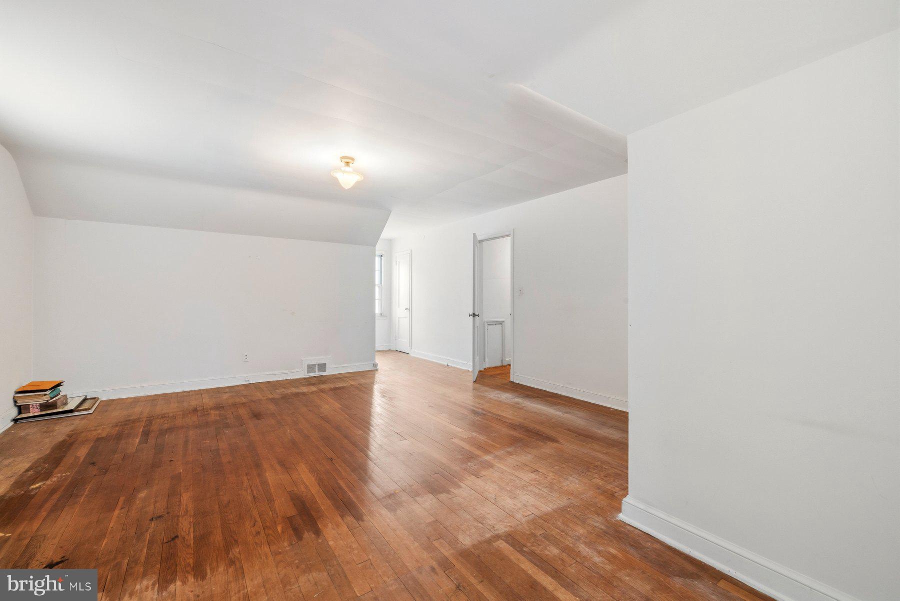 1327 Leegate Road Northwest Washington, DC 20012 - Photo 24 of 38