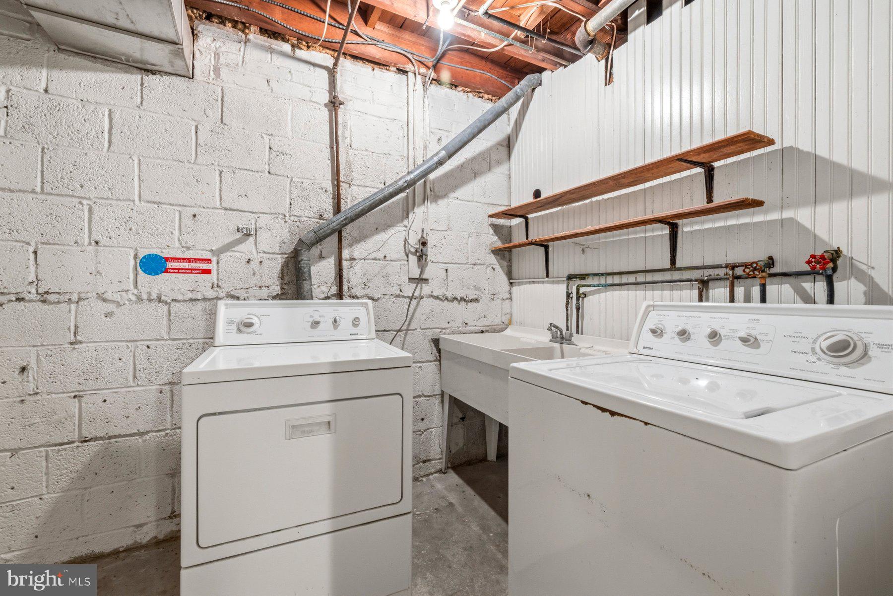 1327 Leegate Road Northwest Washington, DC 20012 - Photo 30 of 38