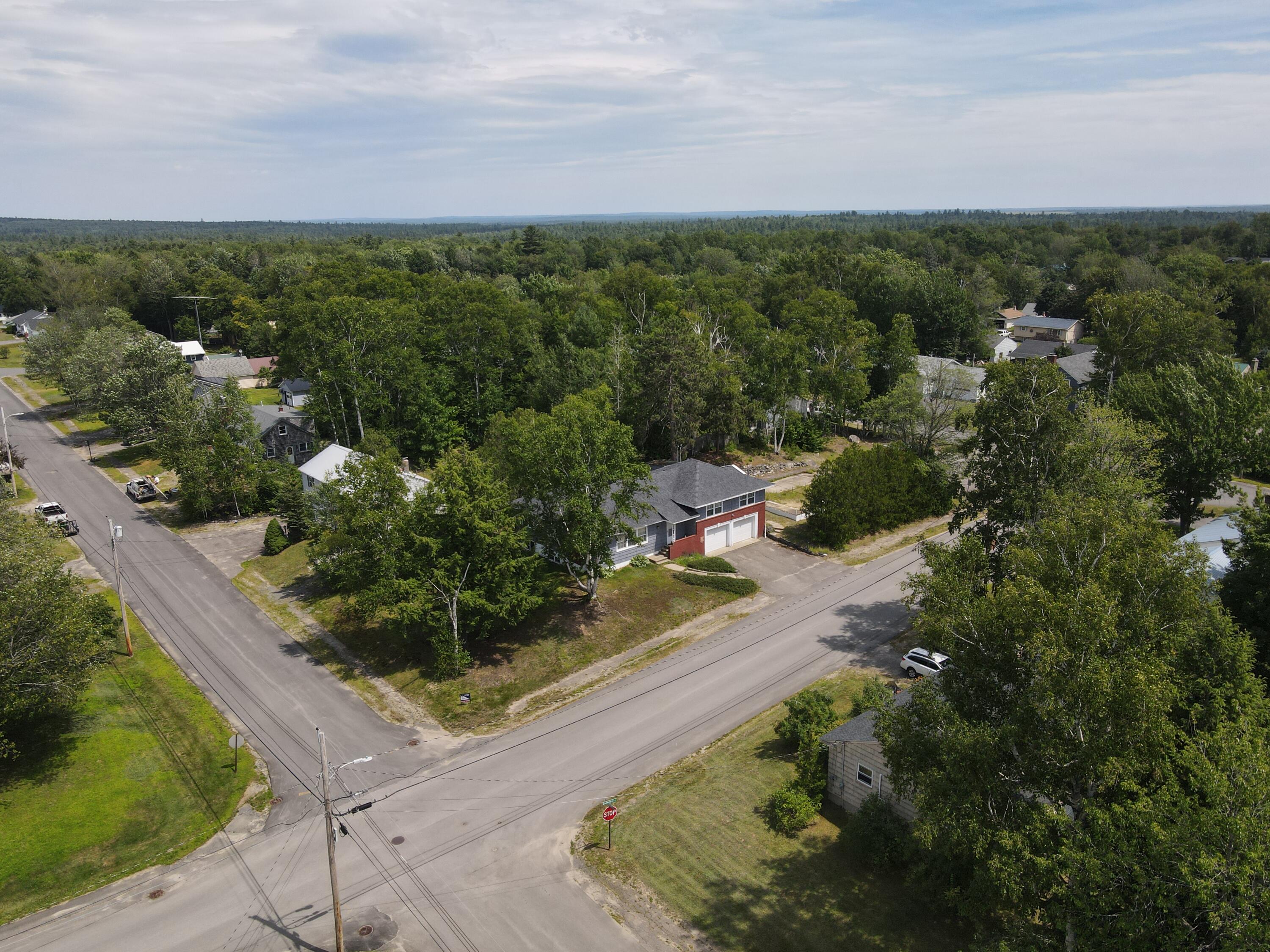 125 Connecticut Avenue Millinocket, ME 04462 - Photo 37 of 61 dji_fly_20250724_125730_170_175337625980