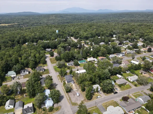 $209,900 | 125 Connecticut Avenue, Millinocket, ME 04462