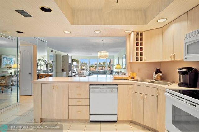 $355,000 | 3111 Northeast 51st Street, Unit 303C, Fort Lauderdale, FL 33308