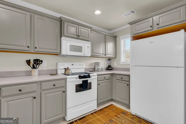 $374,900 | 26-204 Midway Street, Unit 203 204, Helen, GA 30545