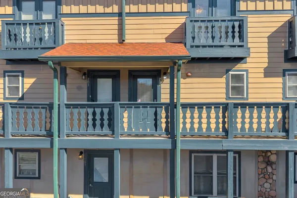 $374,900 | 26-204 Midway Street, Unit 203 204, Helen, GA 30545