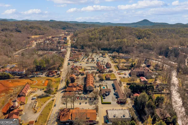 $374,900 | 26-204 Midway Street, Unit 203 204, Helen, GA 30545