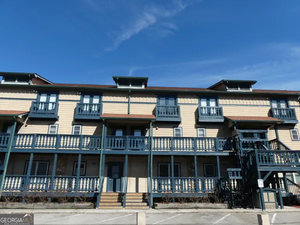 $374,900 | 26-204 Midway Street, Unit 203 204, Helen, GA 30545