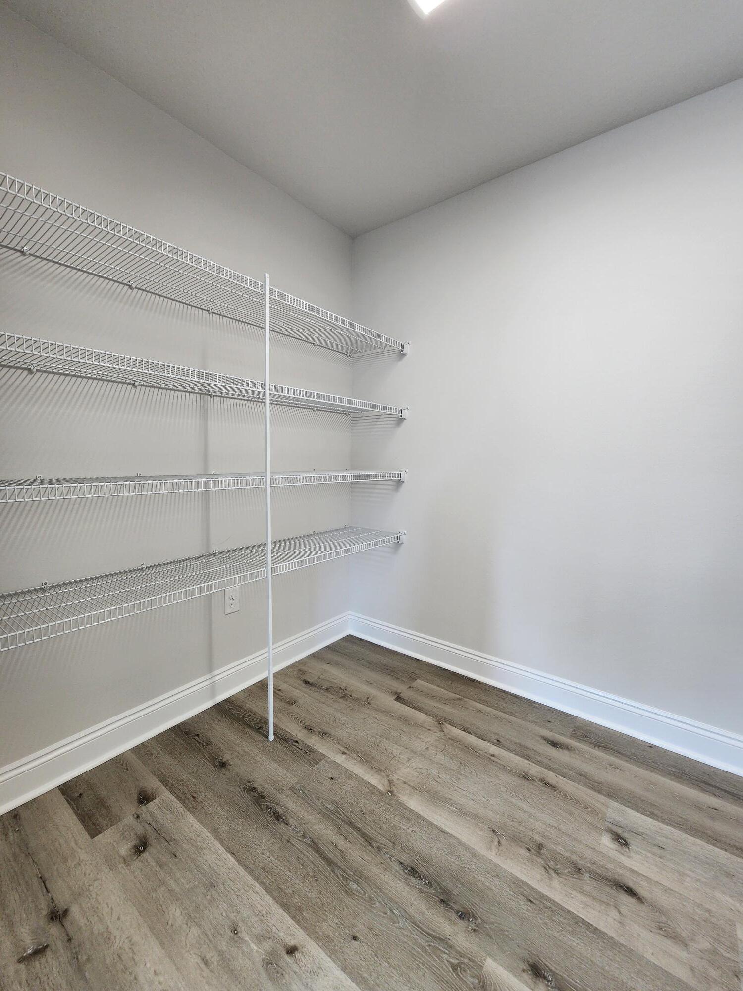 3168 Main Street Crestview, FL 32539 - Photo 7 of 18 a view of a room with shelf