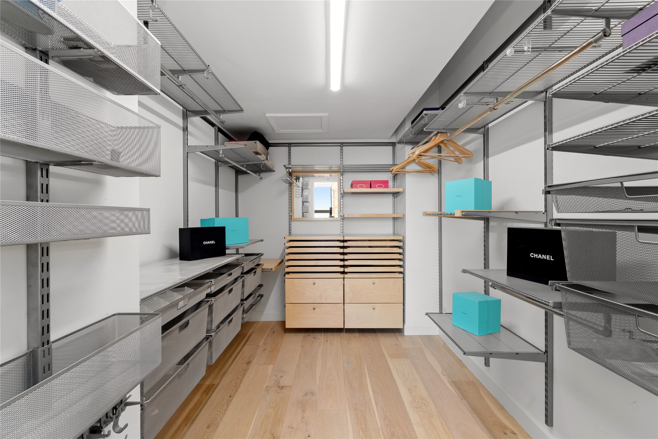 14 Greenway Plaza, Unit 23N Houston, TX 77046 - Photo 16 of 26 a kitchen with stainless steel appliances a stove a sink and a stove