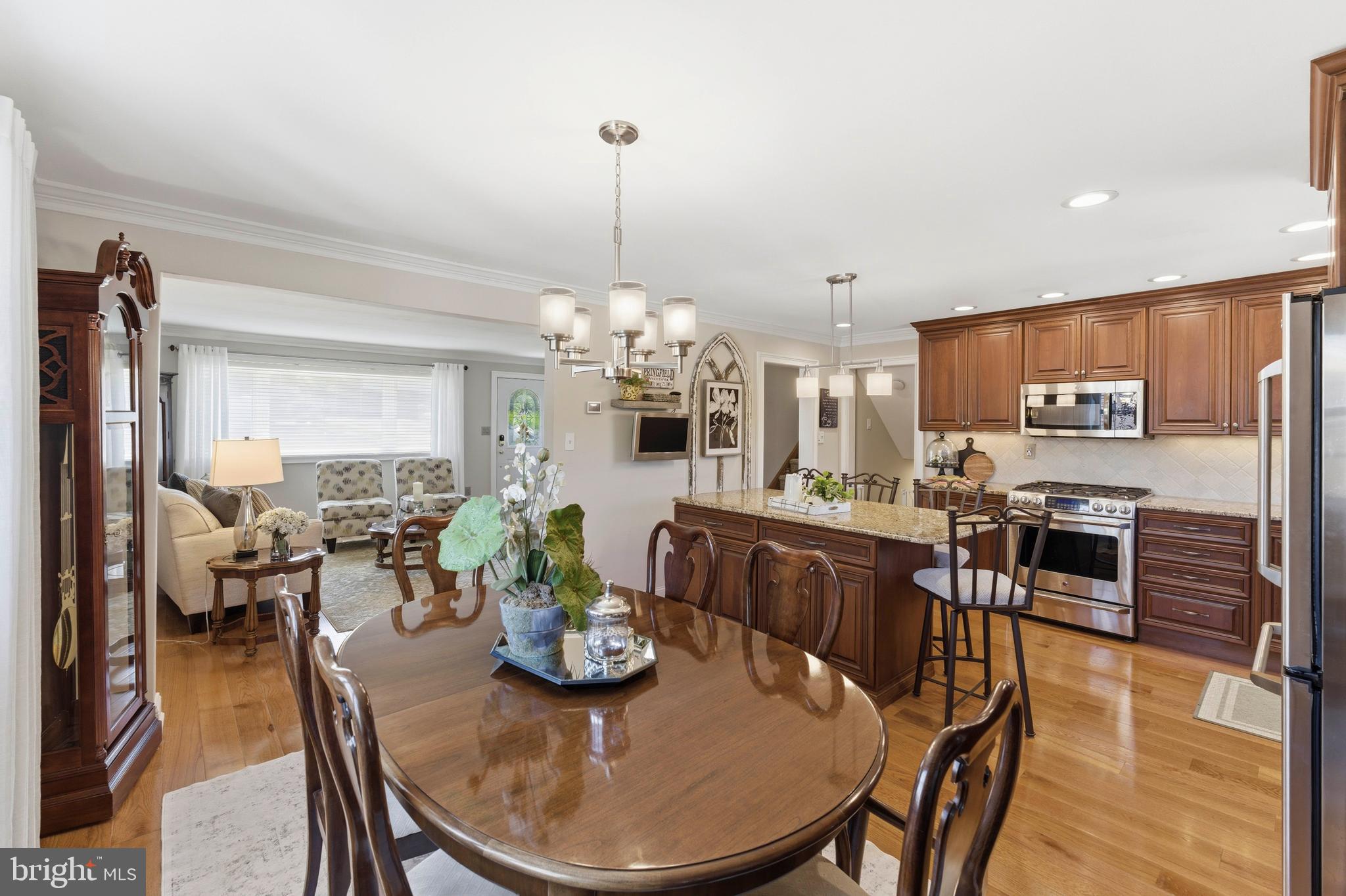 447 Maddock Road Springfield, PA 19064 - Photo 11 of 42 a view of a dining room with furniture