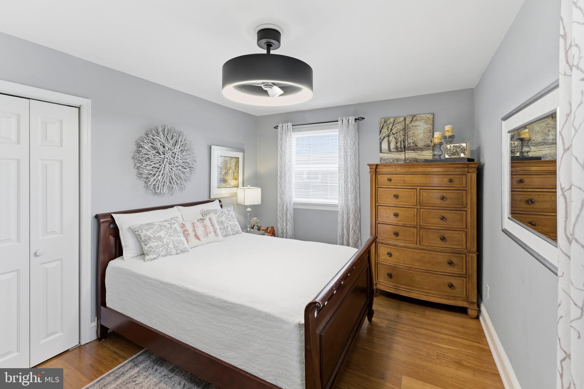 447 Maddock Road Springfield, PA 19064 - Photo 23 of 42 a bedroom with a bed and a dresser