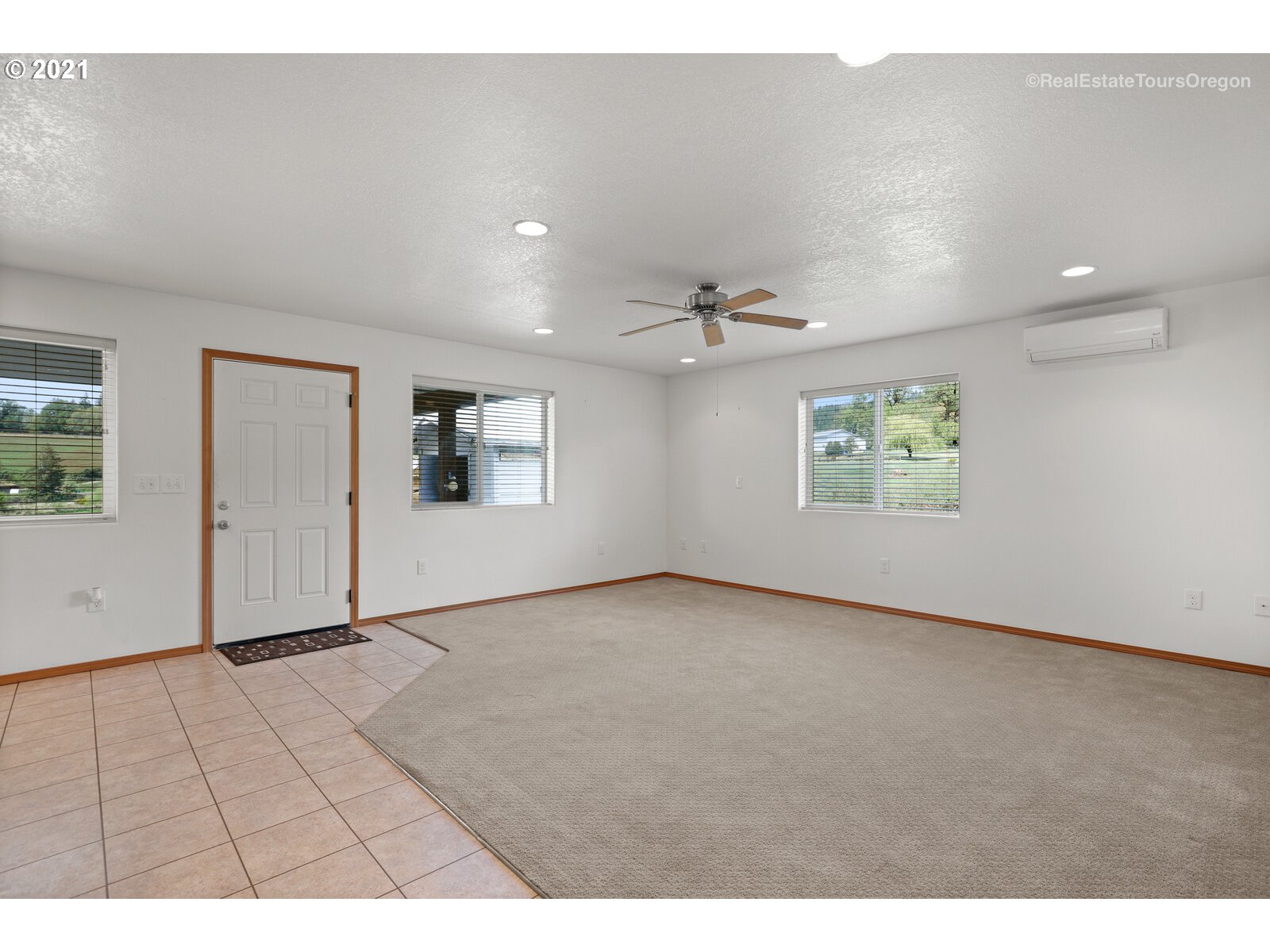 40640 Southwest Lasalle Road Gaston, OR 97119 - Photo 23 of 32