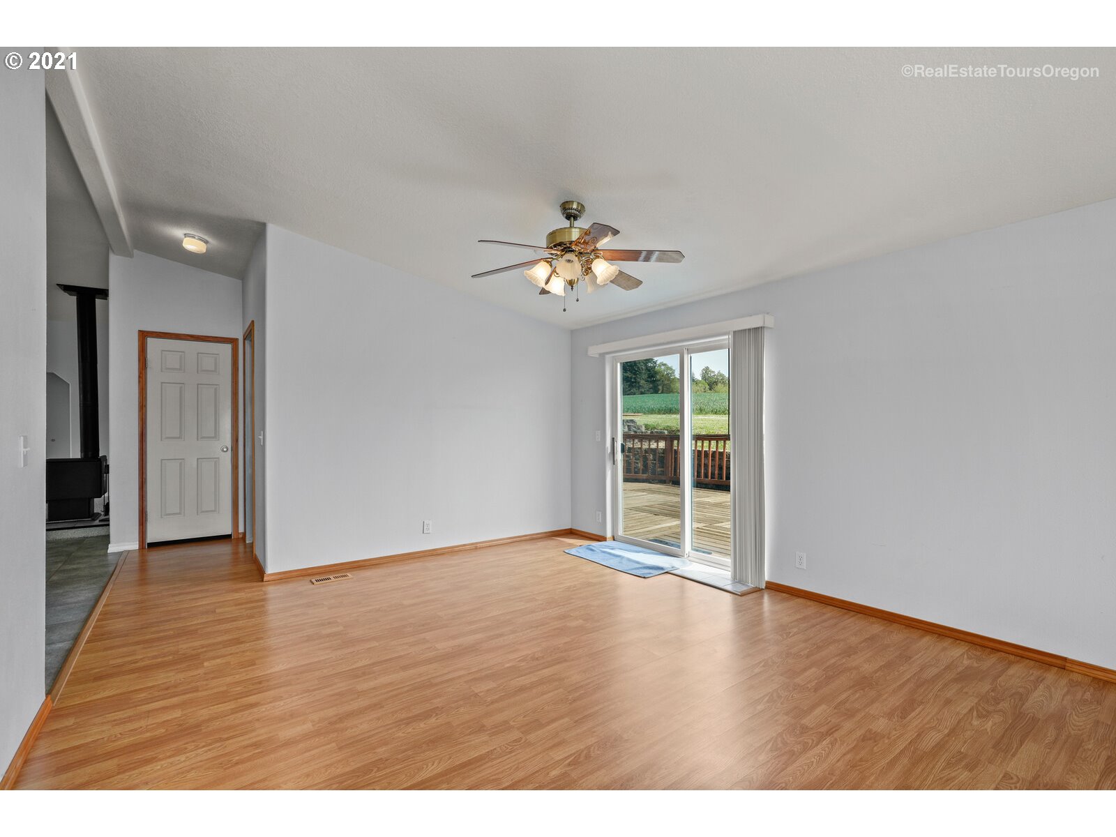40640 Southwest Lasalle Road Gaston, OR 97119 - Photo 8 of 32