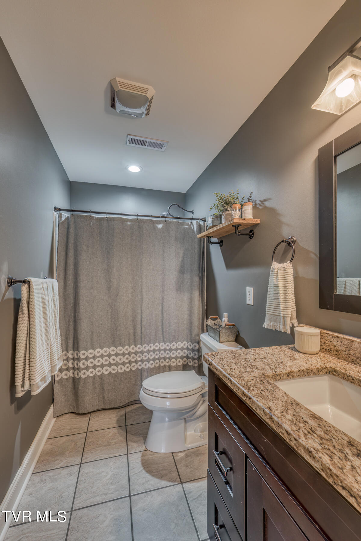 2404 Edinburgh Channel Road Kingsport, TN 37664 - Photo 25 of 61 2404 Edinburgh Channel Road-27