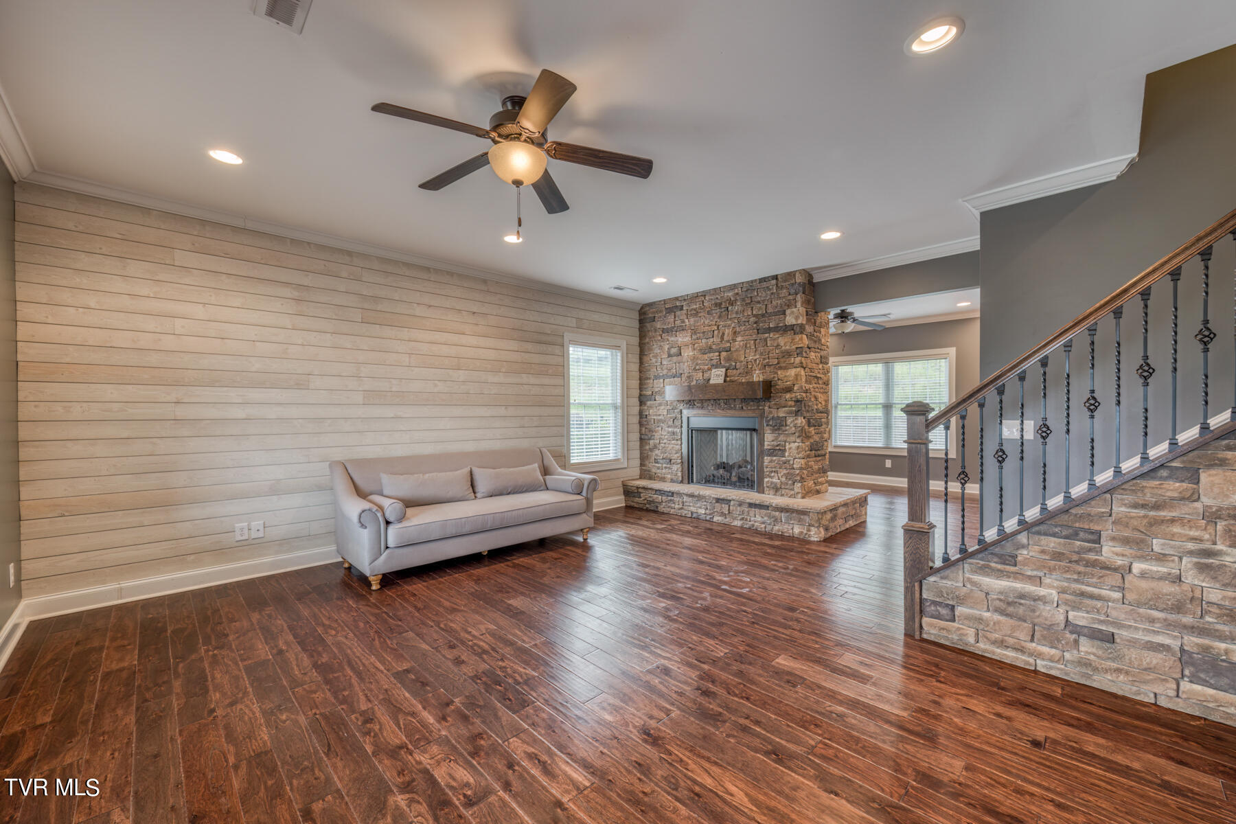 2404 Edinburgh Channel Road-9