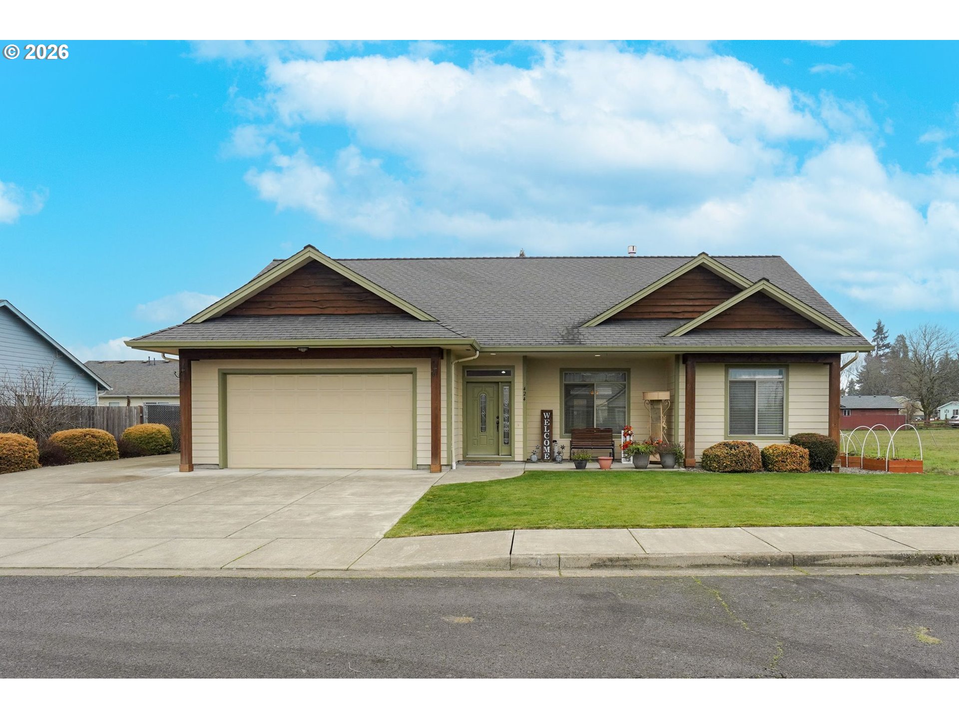 424 13th Street Aumsville, OR 97325 - Photo 2 of 43