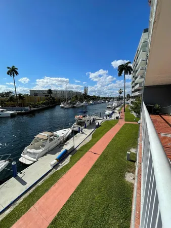 $2,100 | 1800 Northwest 24th Avenue, Unit 309, Miami, FL 33125