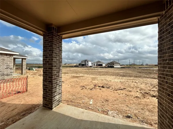 $270,825 | 7811 Jade Crest Drive, Angleton, TX 77515